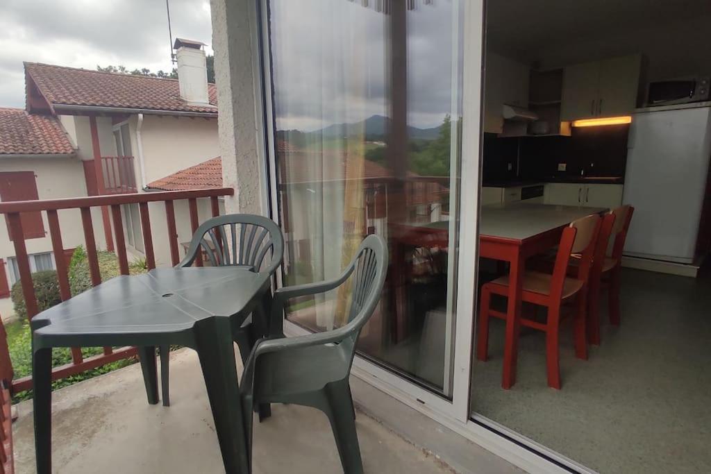 Adour Piscine Vue Montagnes Apartman Souraïde Kültér fotó